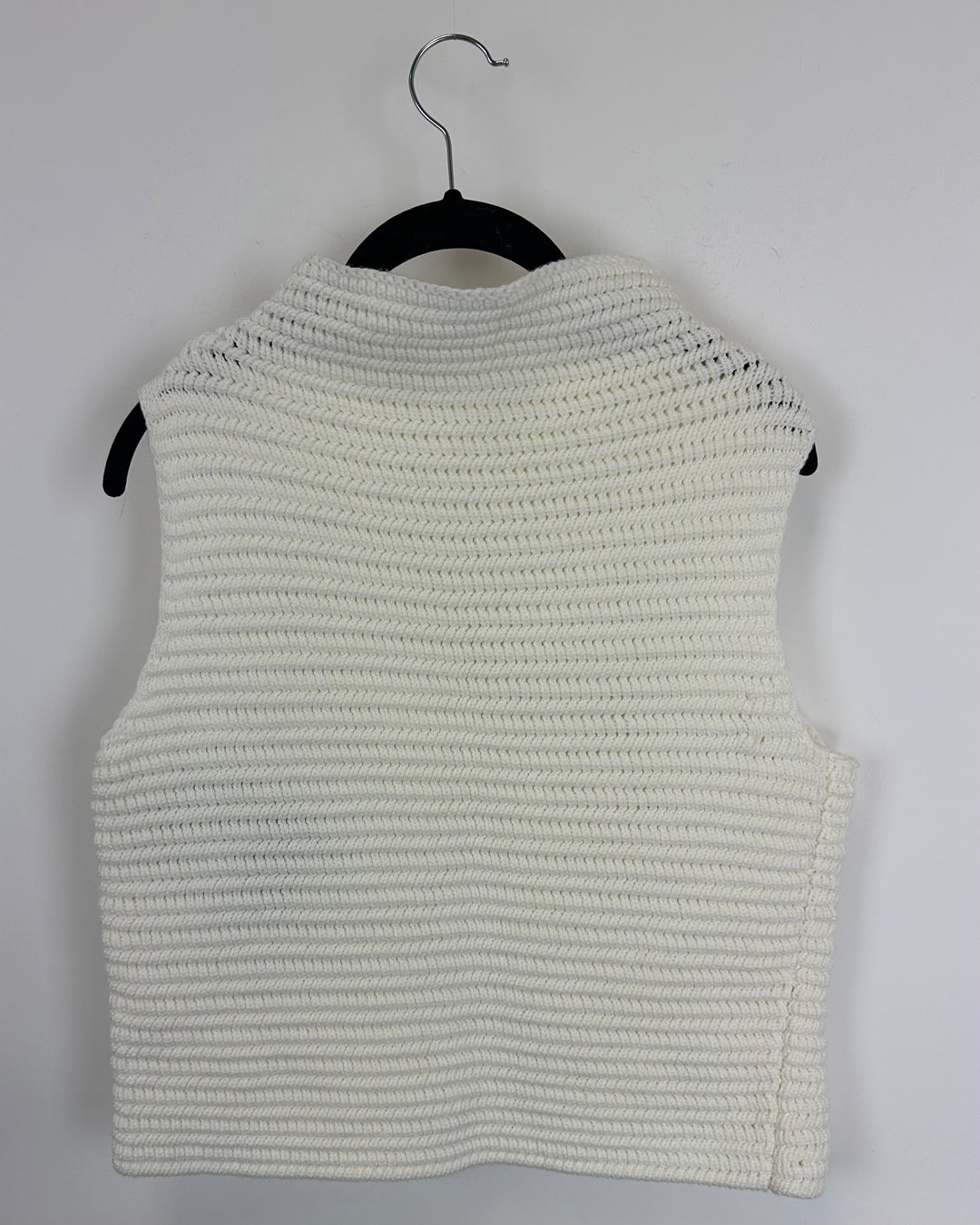 White Mock Neck Top - Size 4/6