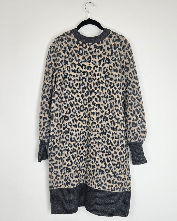 Gray Cheetah Print Long Cardigan - Size 6