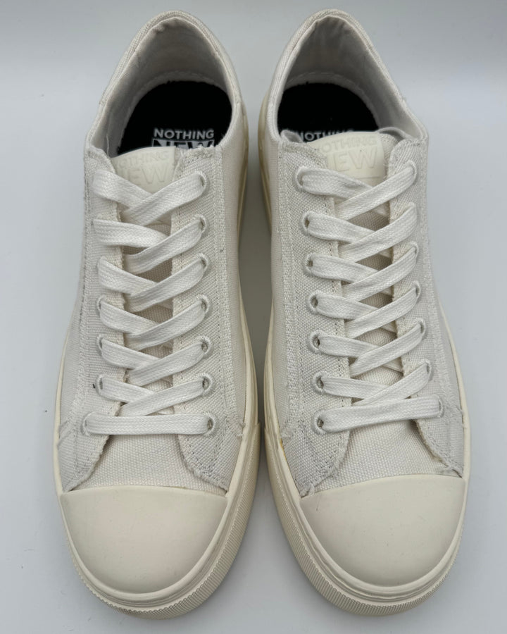 MENS Cream Canvas Sneaker - Size 10