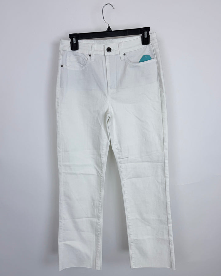 Dove White Textured Straight-Cut Frayed Jeans - Size 4/6