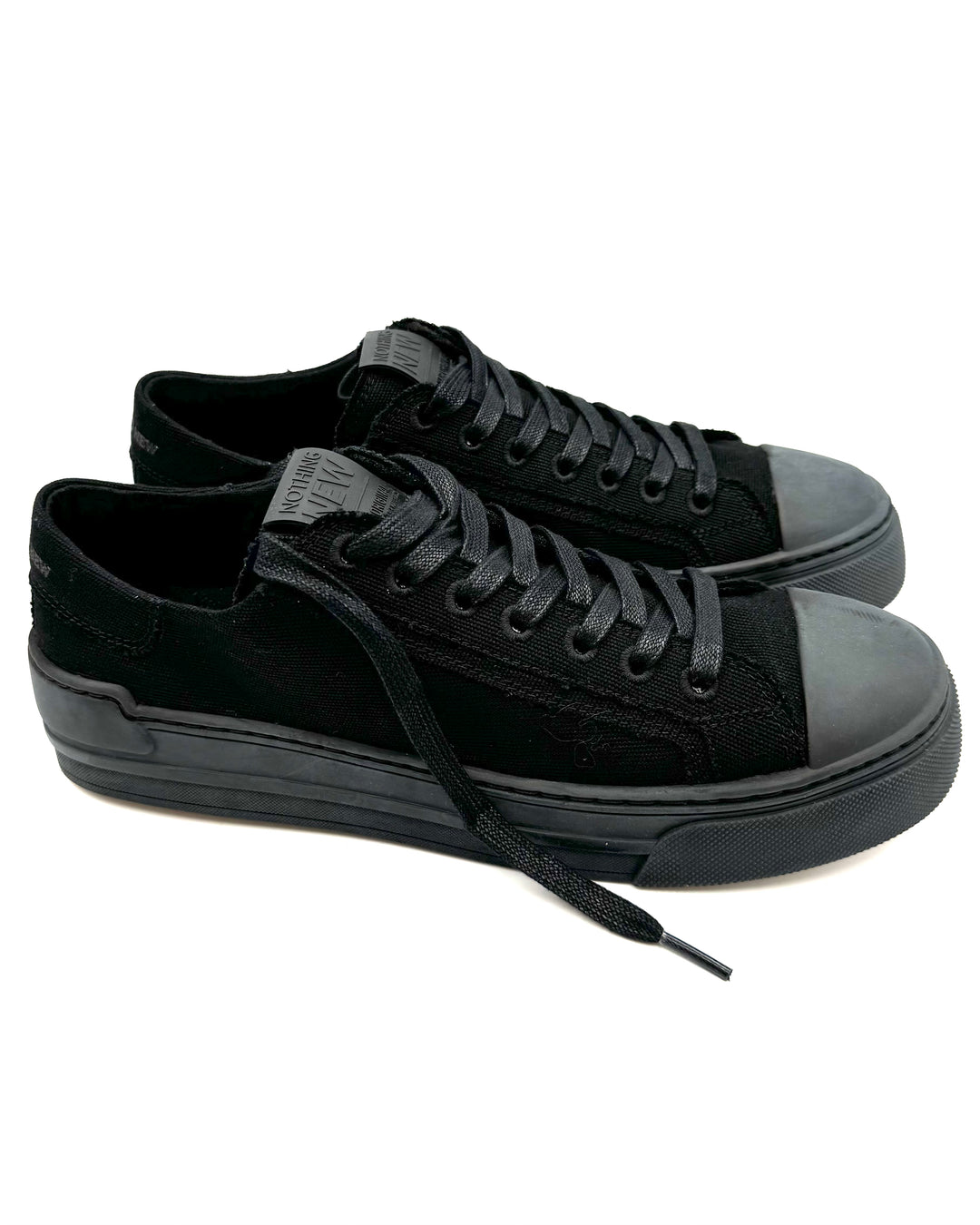 MENS Black Canvas Sneaker - Size 10