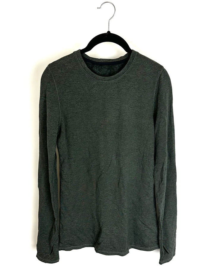 Heathered Green and Black Fitted Top - Size 2/4