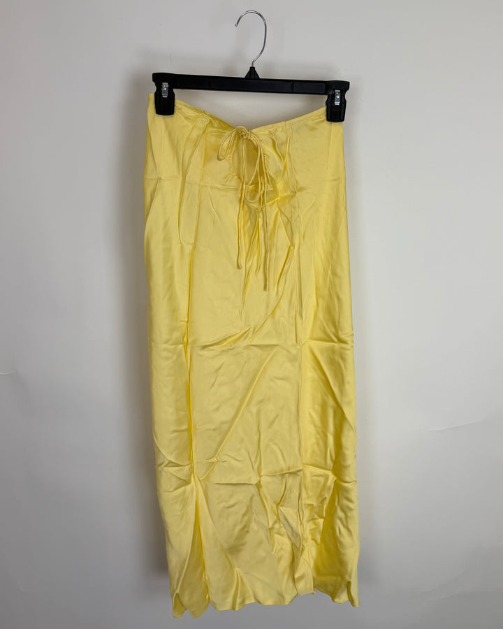 Butter Yellow Straight Skirt - 0/2, 2/4