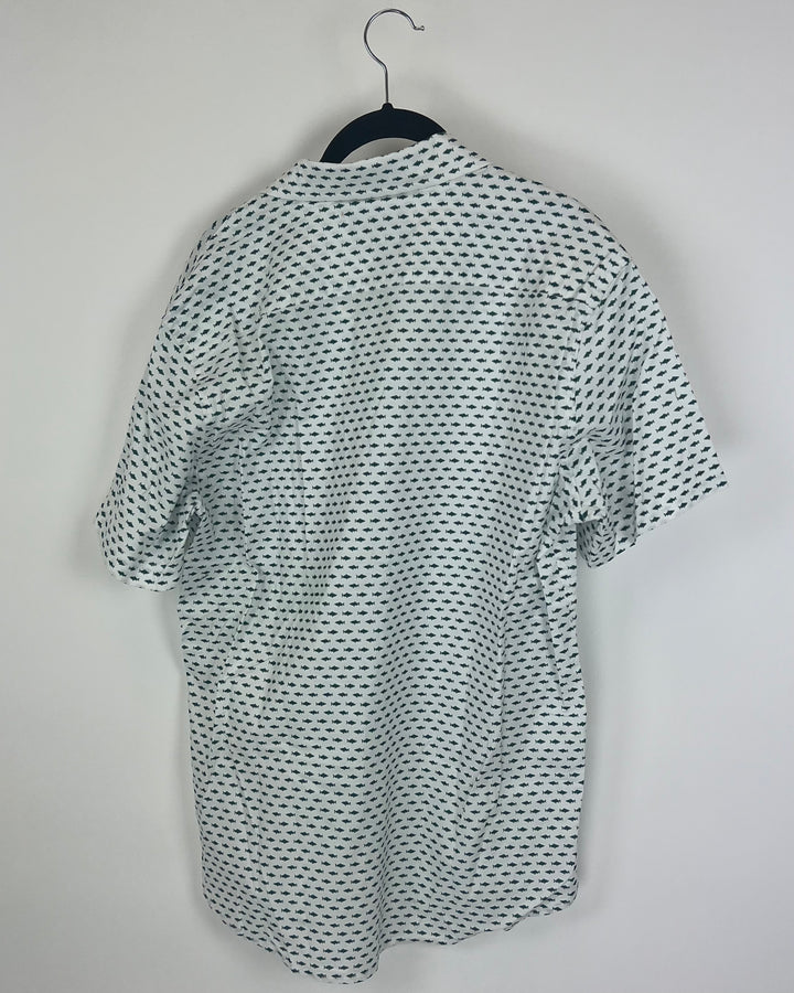 MENS Blue Fish Collared Short Sleeve Shirt - Medium