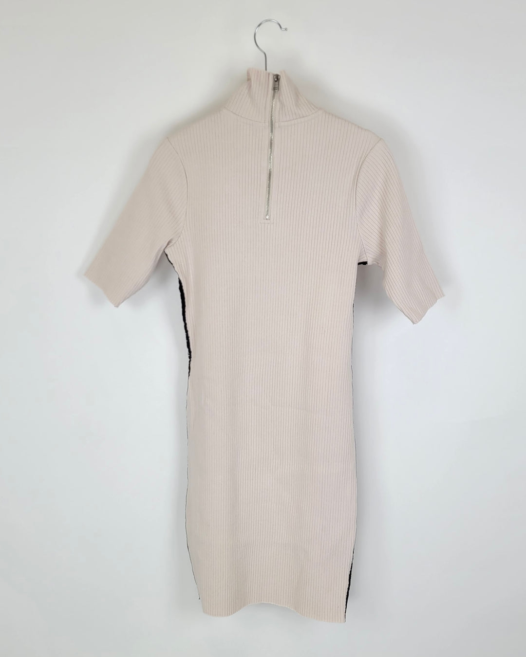 Beige Zip-Up Collar Dress - Size 4/6