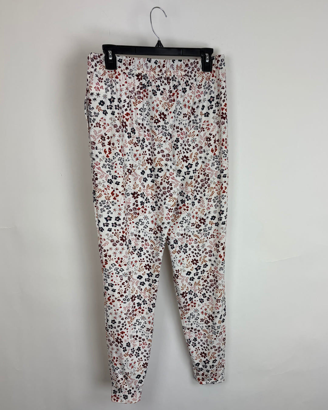 White Flower Patterned Pajama Pants- Size 4/6