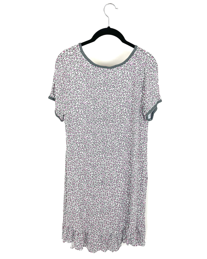 Pink and Grey Cheetah Print Nightgown- 4/6