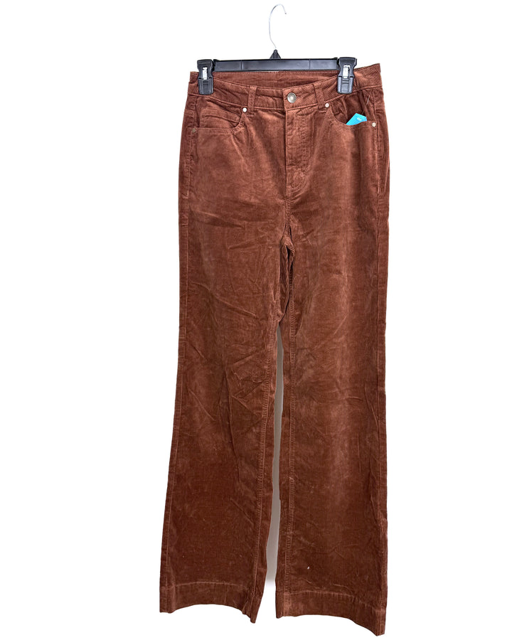 Terracotta-Brown Slightly Baggy Corduroy Pants - Size 4/6