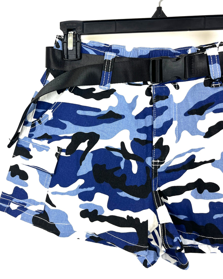 Blue Camo Cargo Shorts With Buckle Belt - Size 2/4