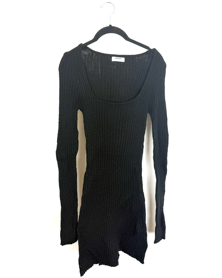 Black Long Sleeved Sweater Mini Dress - Size 00/0