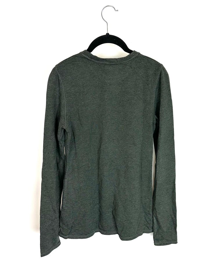 Heathered Green and Black Fitted Top - Size 2/4