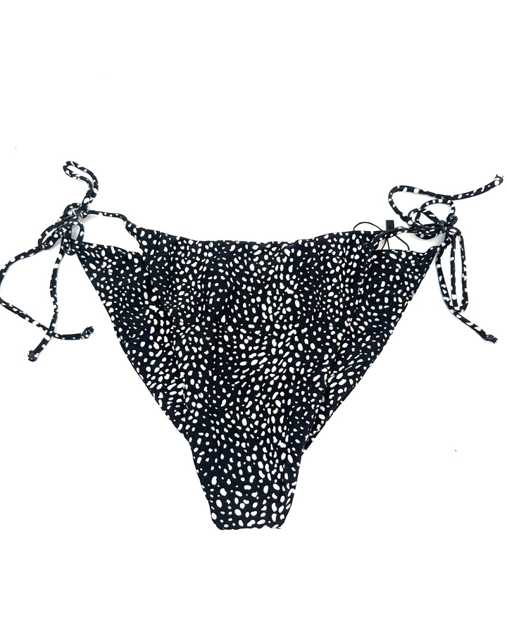 Black And White Ultra Cheeky Bottoms - Extra Large and Extra Extra Large
