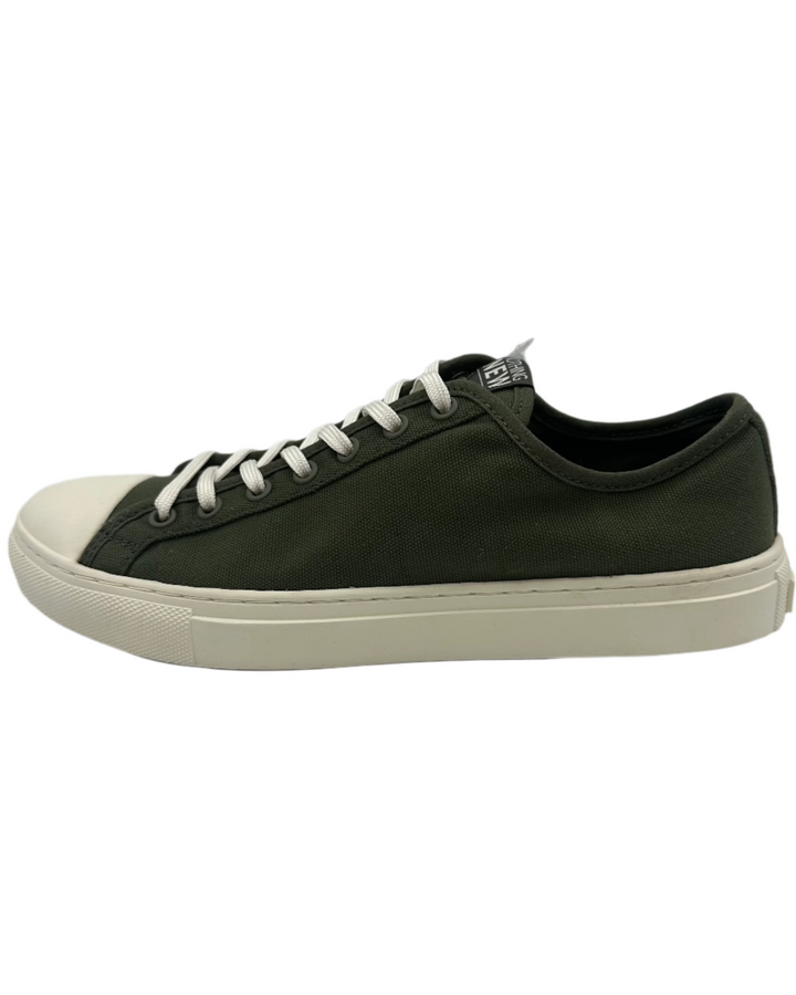 Green Canvas Sneaker - Size 7.5