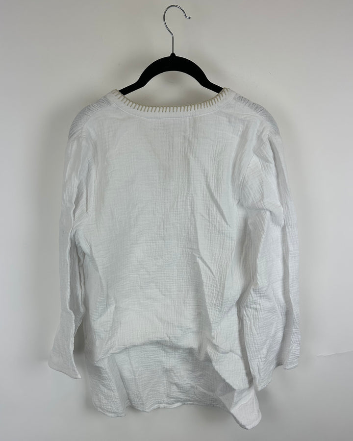 White Long Sleeve Top With Detailed Neckline - Size 6/8