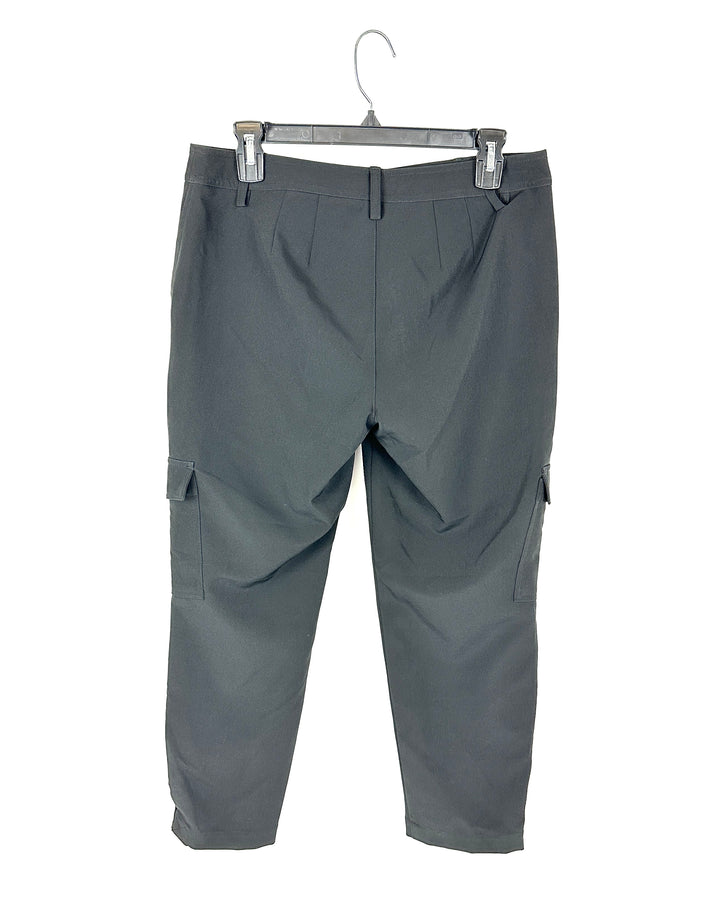 Black Capri Pants - Size 4-6