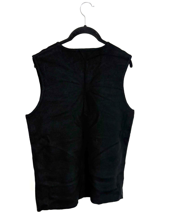 Black Sleeveless Gold Button Top - Size 12/14