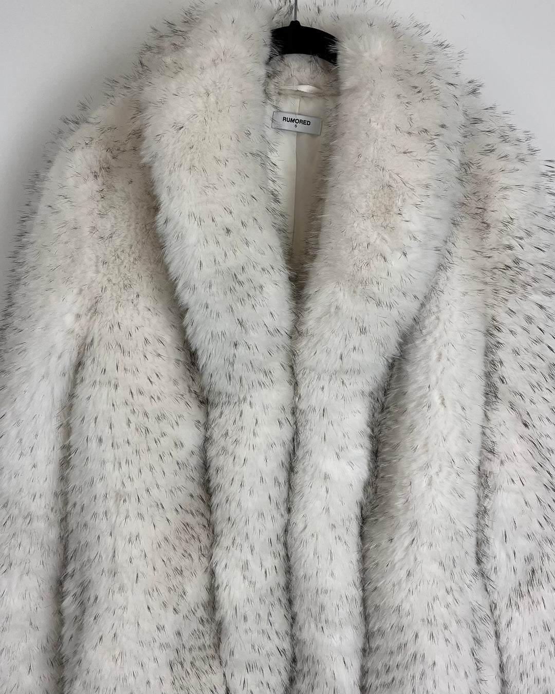 White Plush Faux Fur Coat - Size 2/4