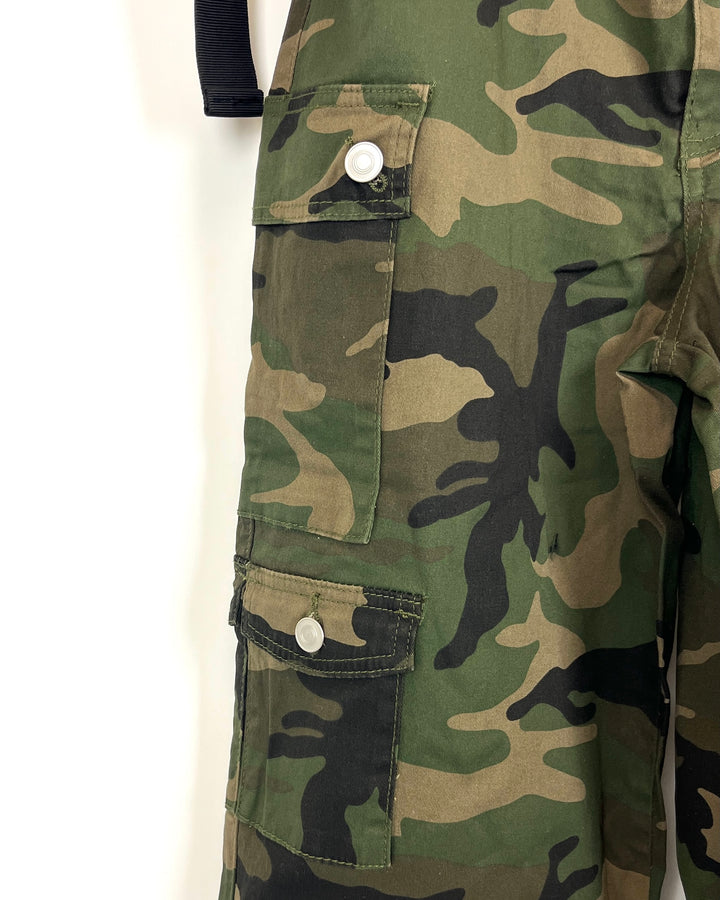 Camo Cargo Jogger with Buckle Belt - Size 4/6