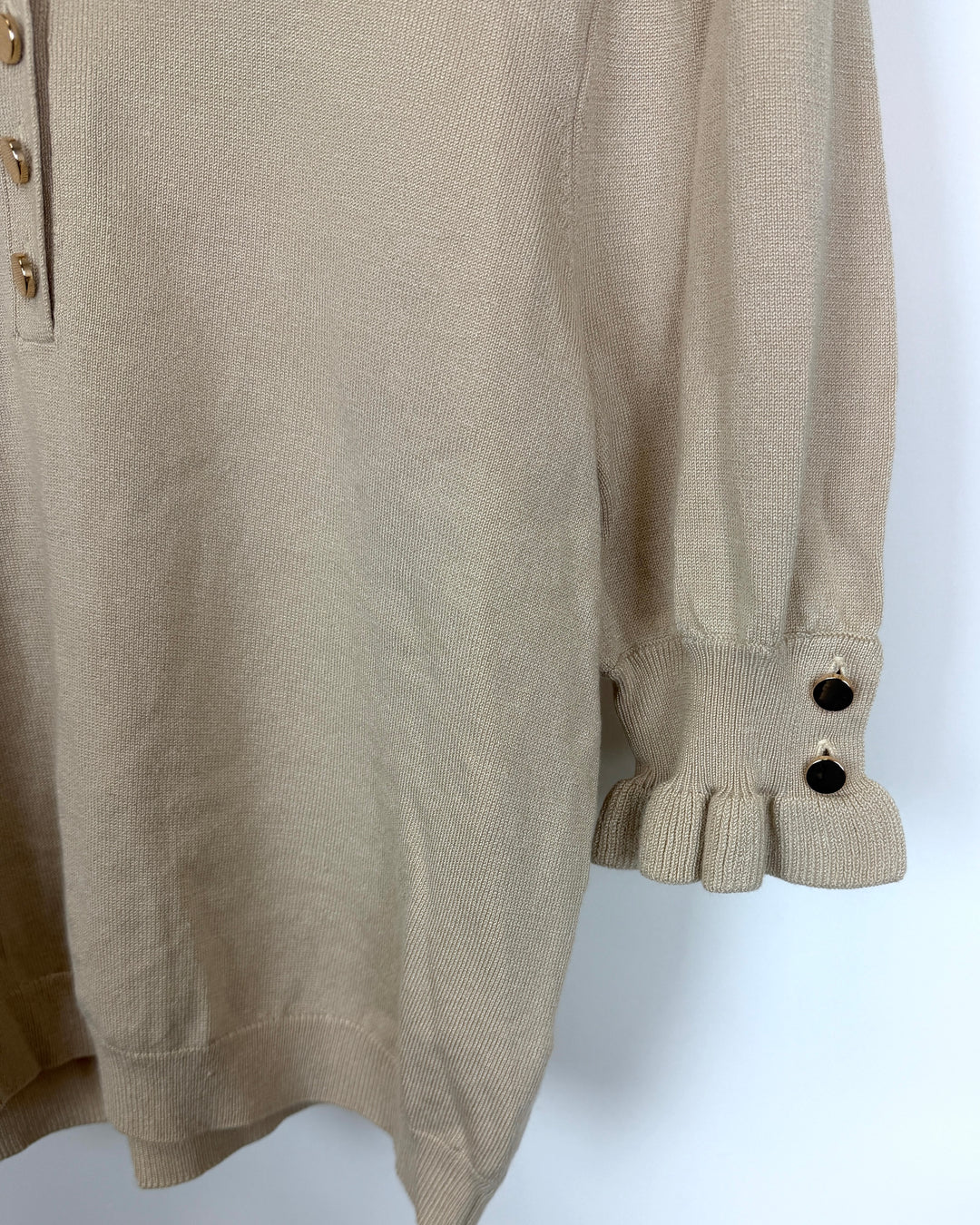 Light Beige Ruffle Top - Size 4/6