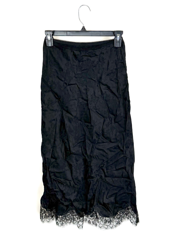 Black Lace Skirt - Size 0/2