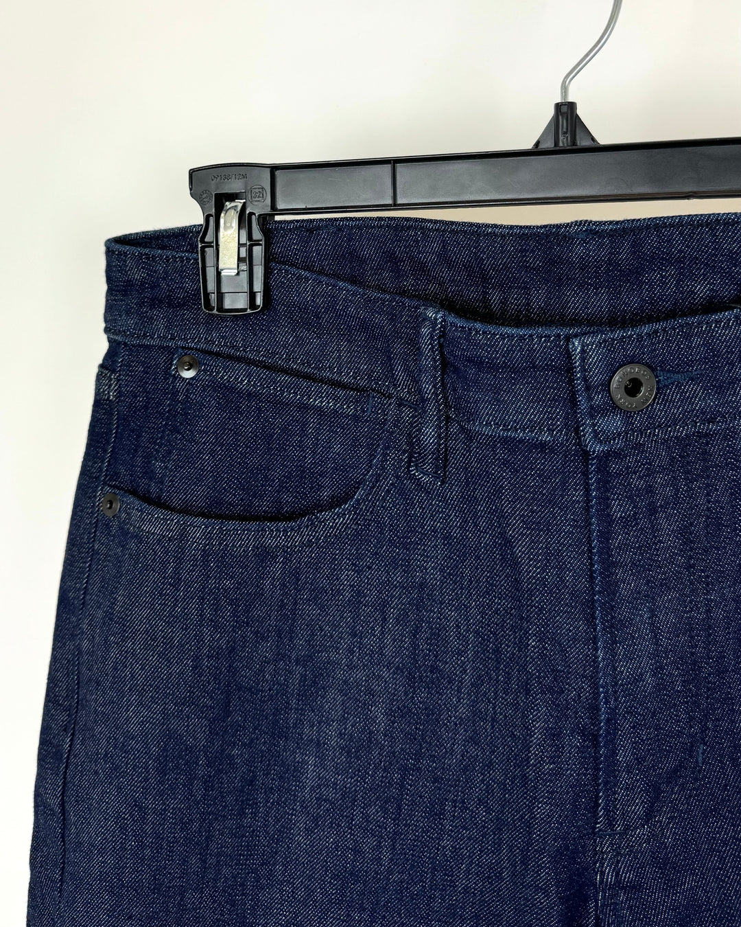 MENS Dark Blue Texture Jeans - Size 32/32