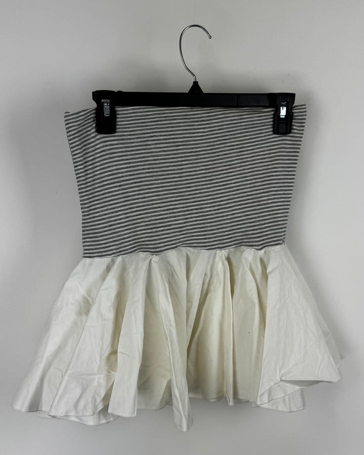 Belle Grey and White Top - Size 6