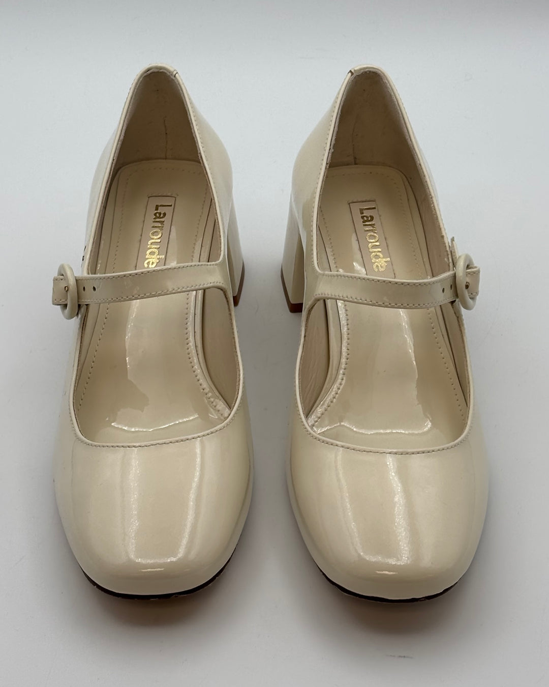 Cream Patent Leather Low Pump - Size 6