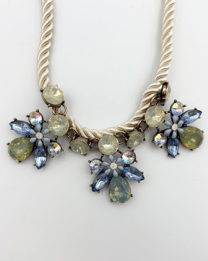 Chunky White Chain With Flower Pendant Necklace