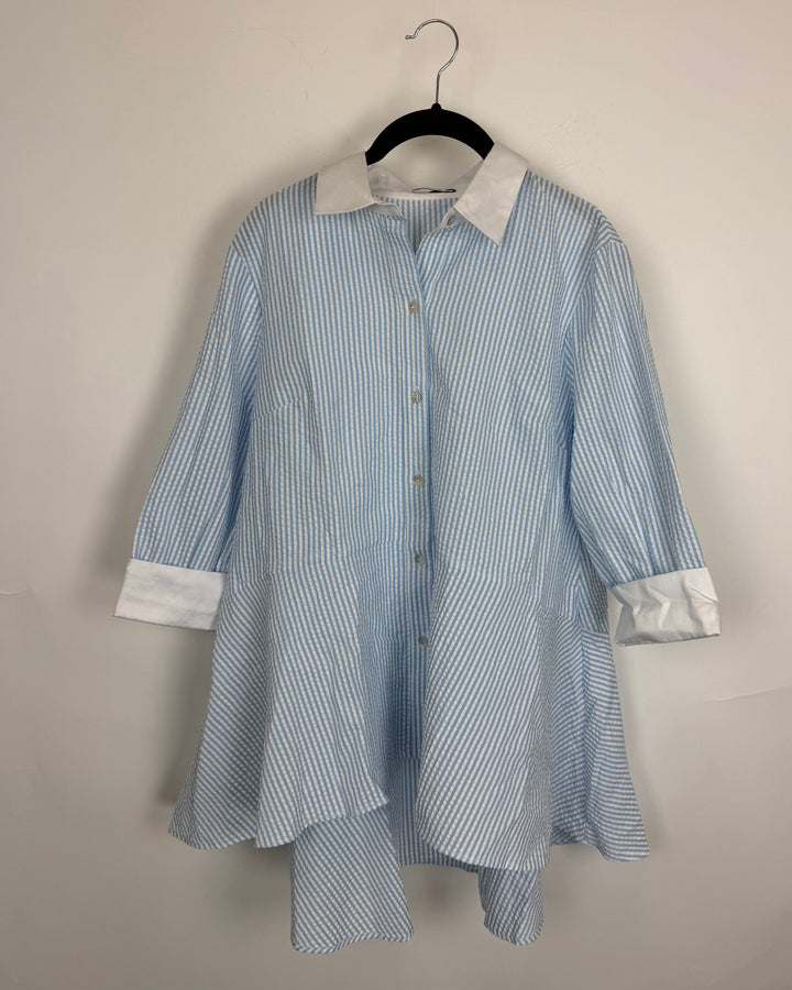 Textured Blue & White Quarter Sleeve Top - Size 4/6