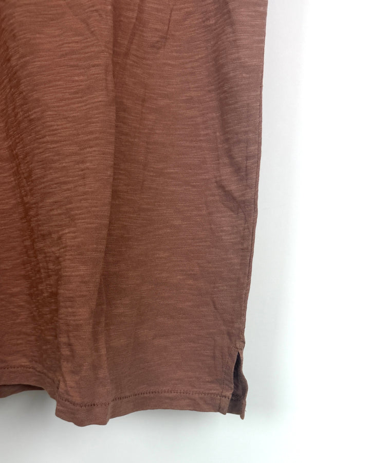 Deep Peach Short Sleeve T-Shirt - Size 4/6