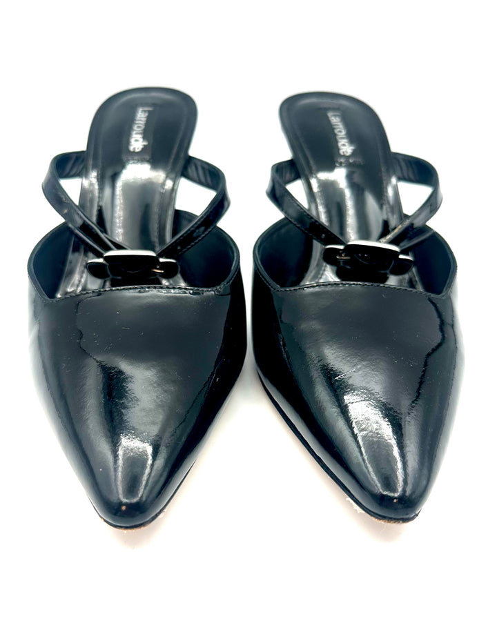 Black Patent Leather Pointed Toe Kitten Heel - Size 7