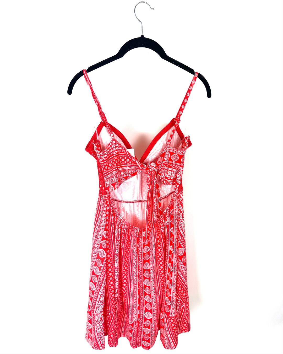 Red Thin Strap Flowy Dress With Abstract Print - Size 4/6