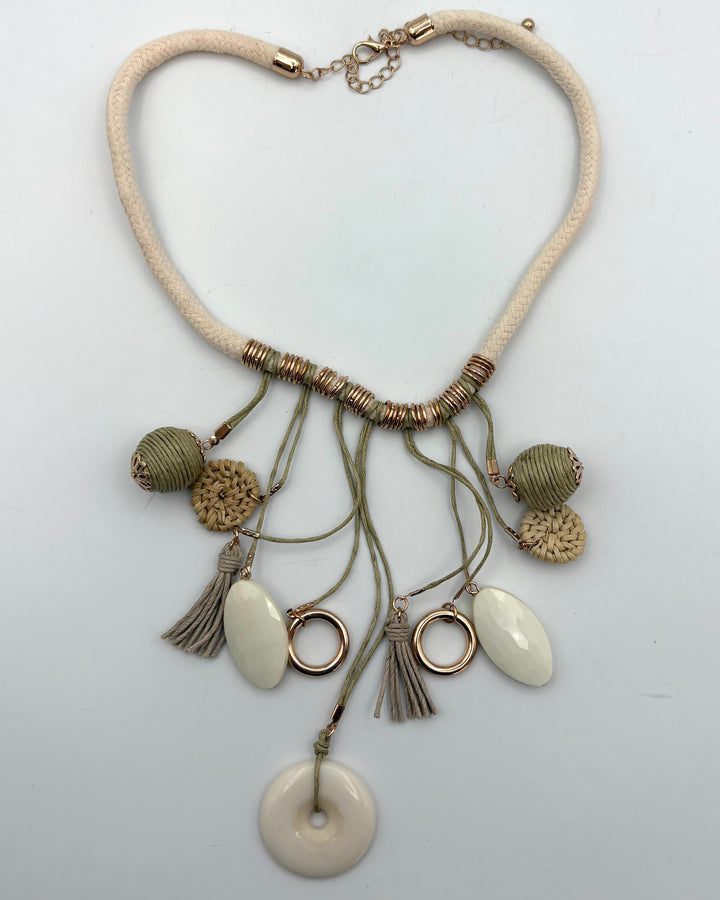 Yarn-Like Decorative Necklace