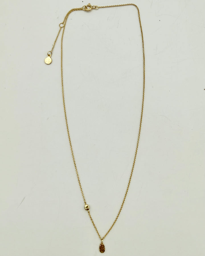 Dainty Faux Pearl & Gold Circle Necklace