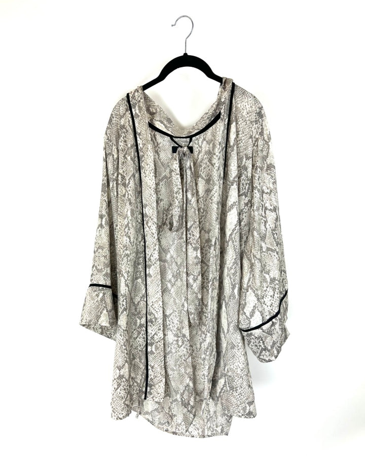 Grey Snake Print Robe - Small / Medium