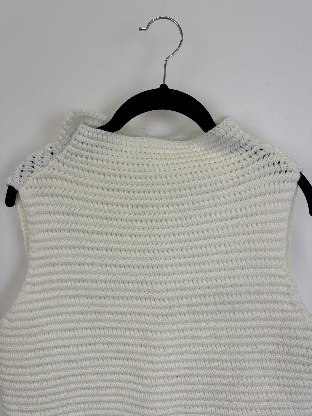 White Mock Neck Top - Size 4/6