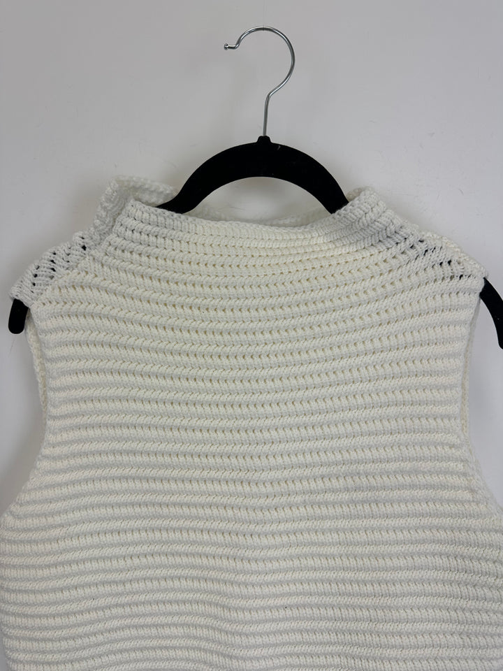 White Mock Neck Top - Size 4/6