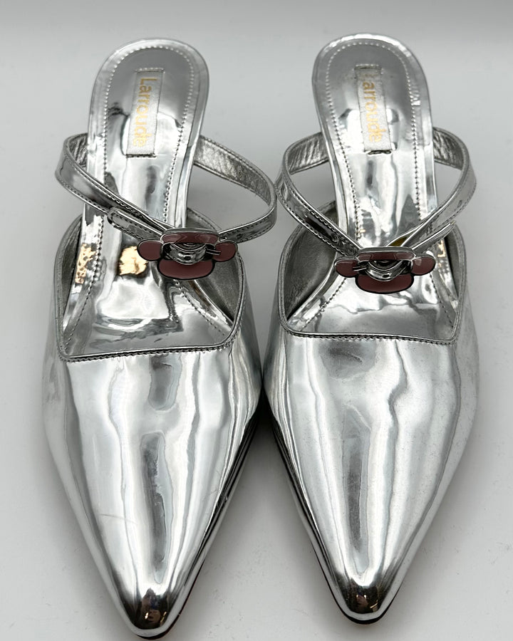 Silver Patent Leather Pointed Toe Kitten Heel - Size 6