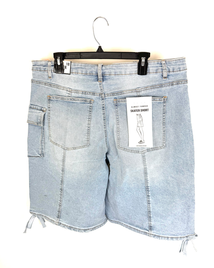 Light Wash Blue Denim Cargo Shorts - Size 18