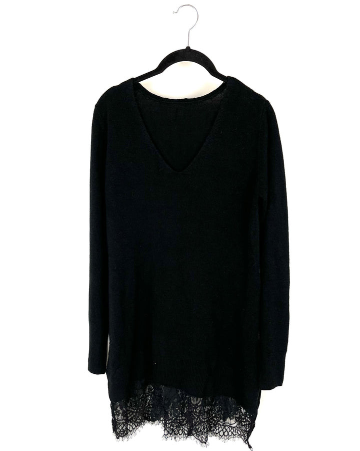 Lightweight V-Neck Sweater - Small