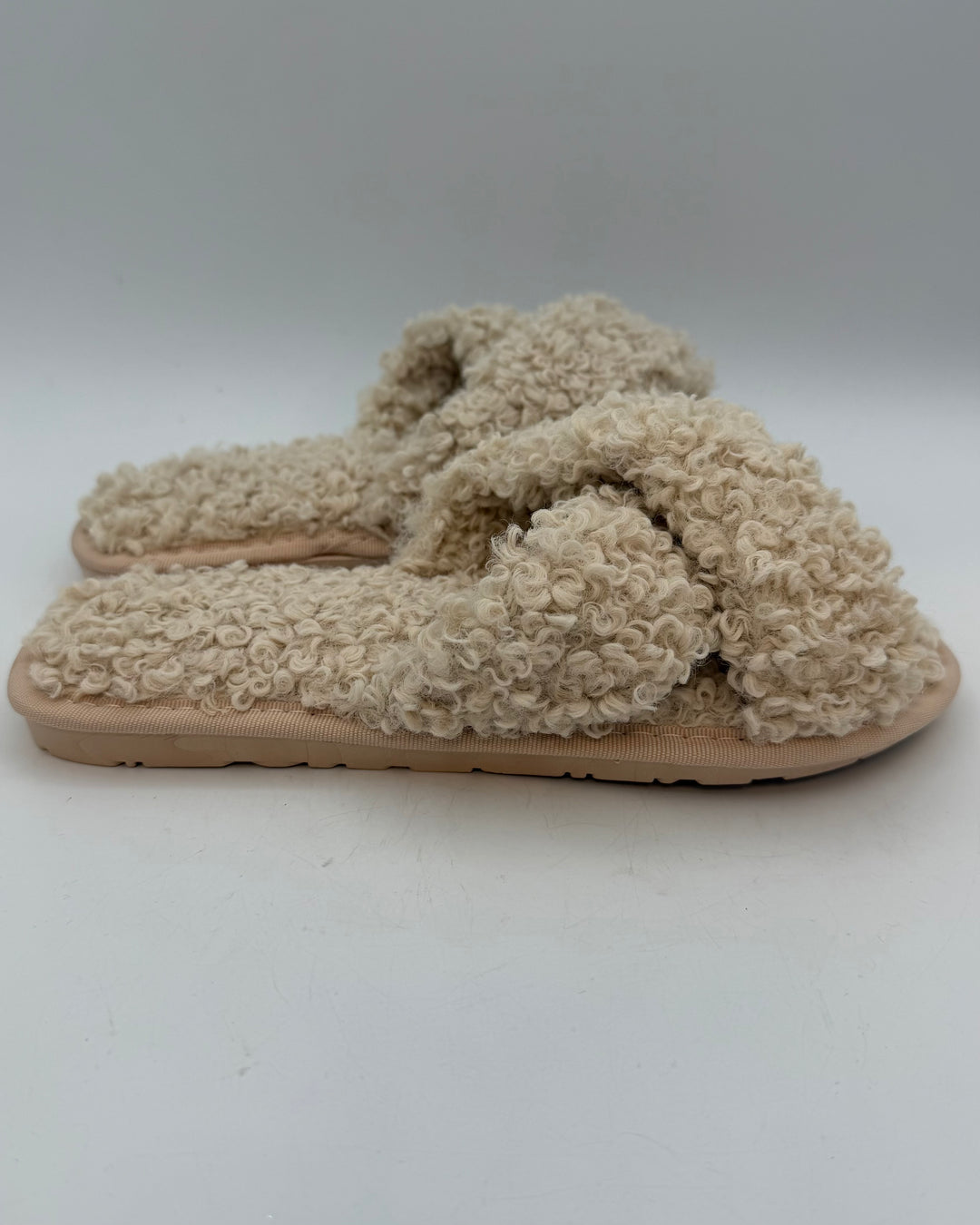 Open Toe Ivory Fuzzy Slippers - Size 6/6.5