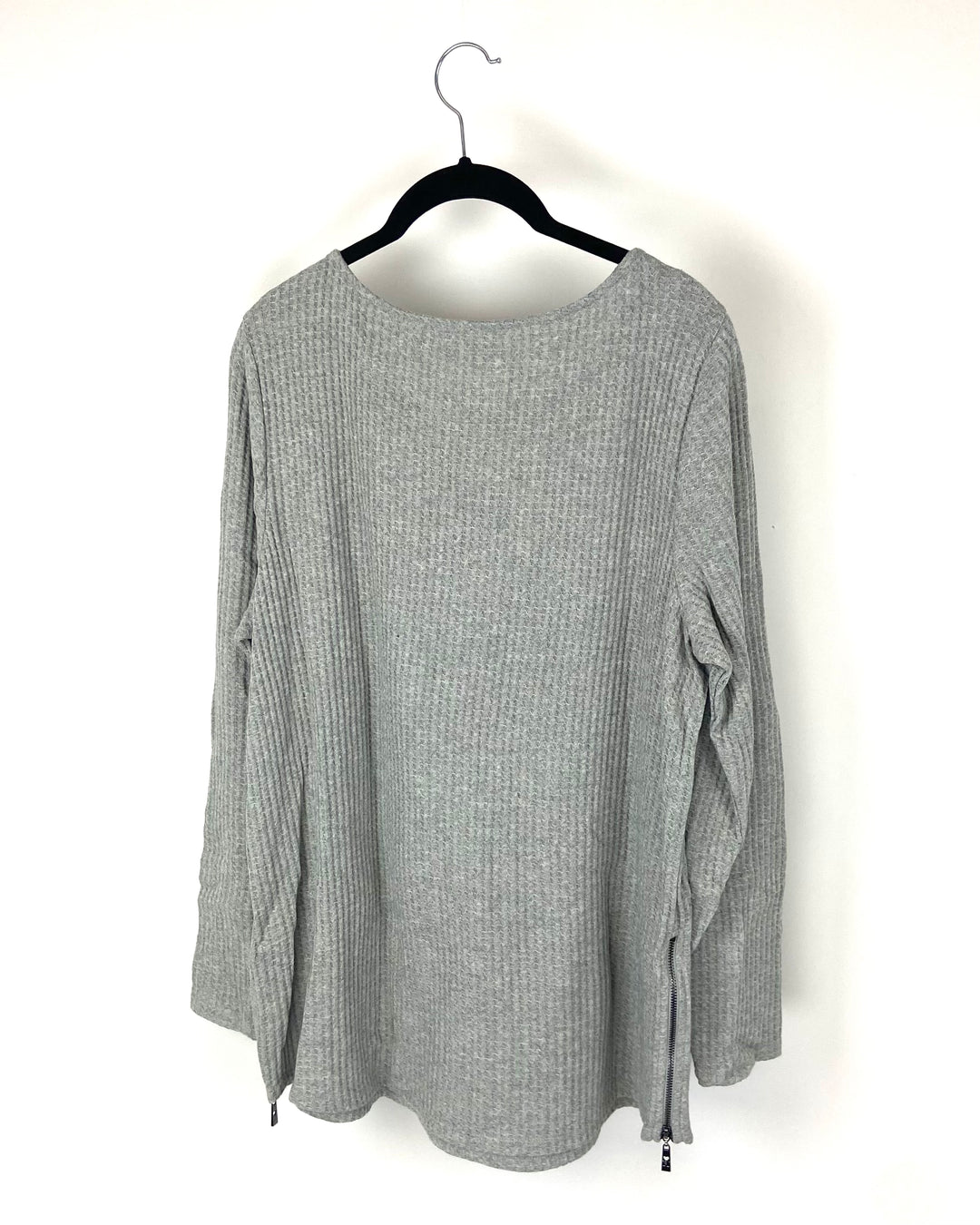 Gray Zipper Long Sleeve Top - Large/Extra Large