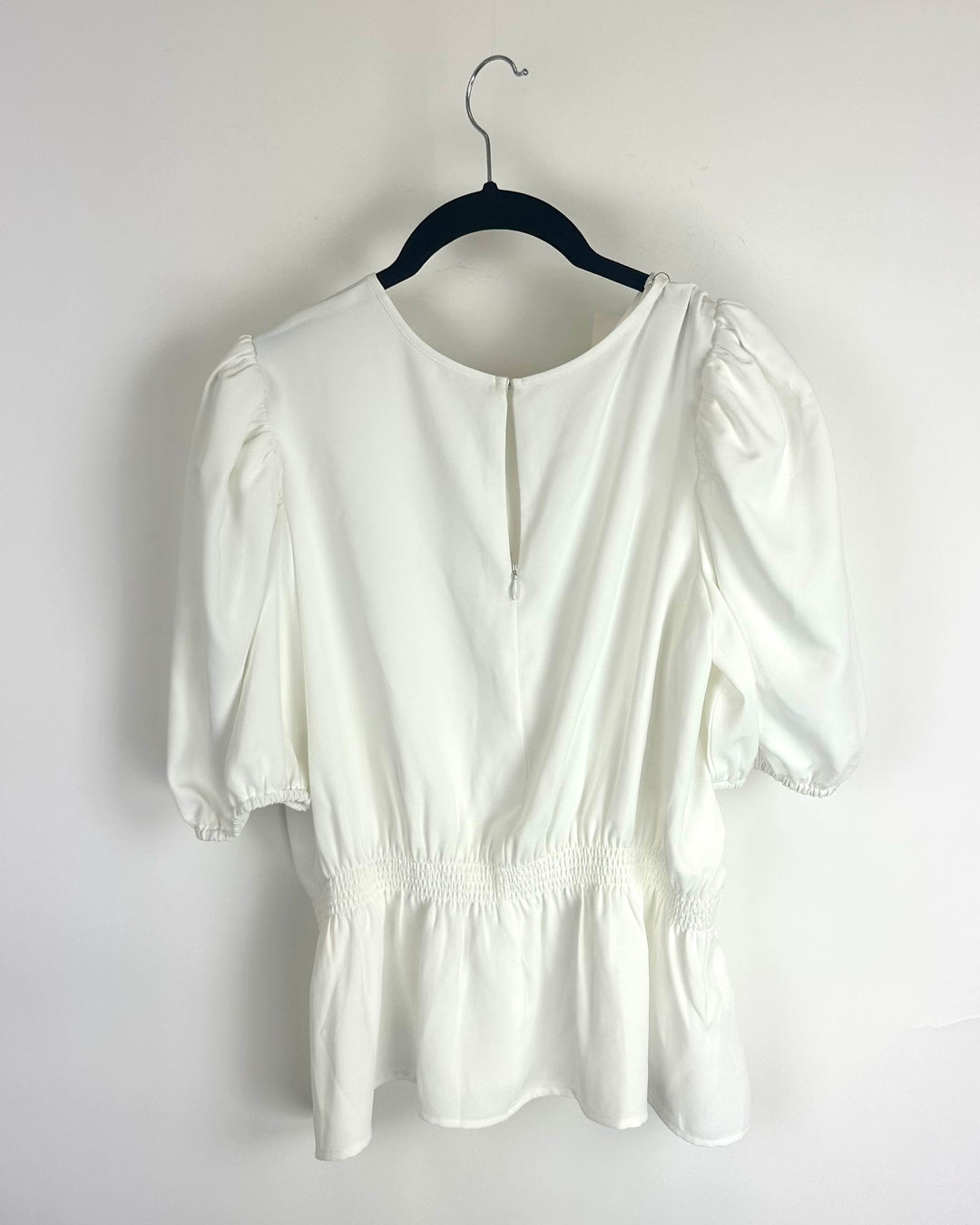 White Cinch Waist Top - Size 4/6