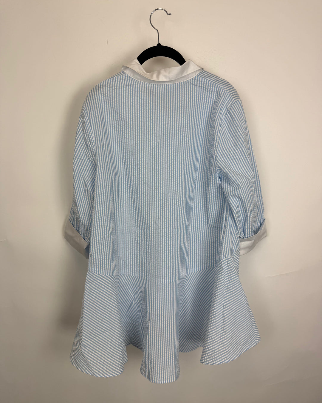 Textured Blue & White Quarter Sleeve Top - Size 4/6