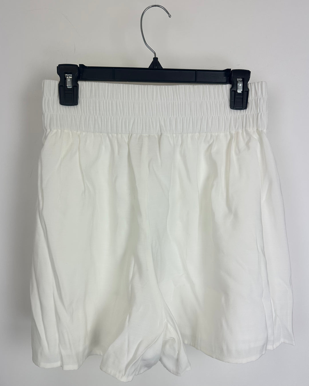 White Pleated Skort - Extra Large