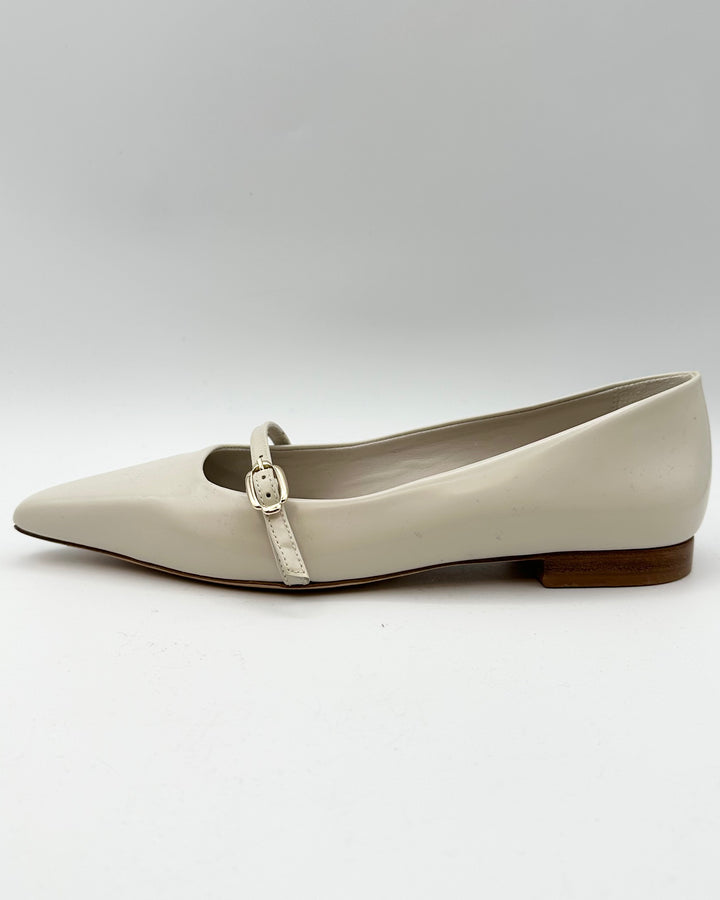 Ivory Pointed Toe Ballet Flat - Size 6.5