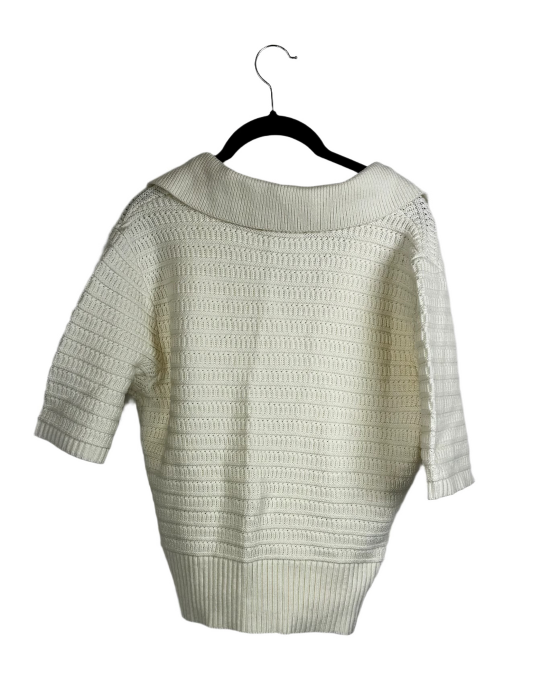 Cream Knit V-Neck Short Sleeve Sweater - Medium
