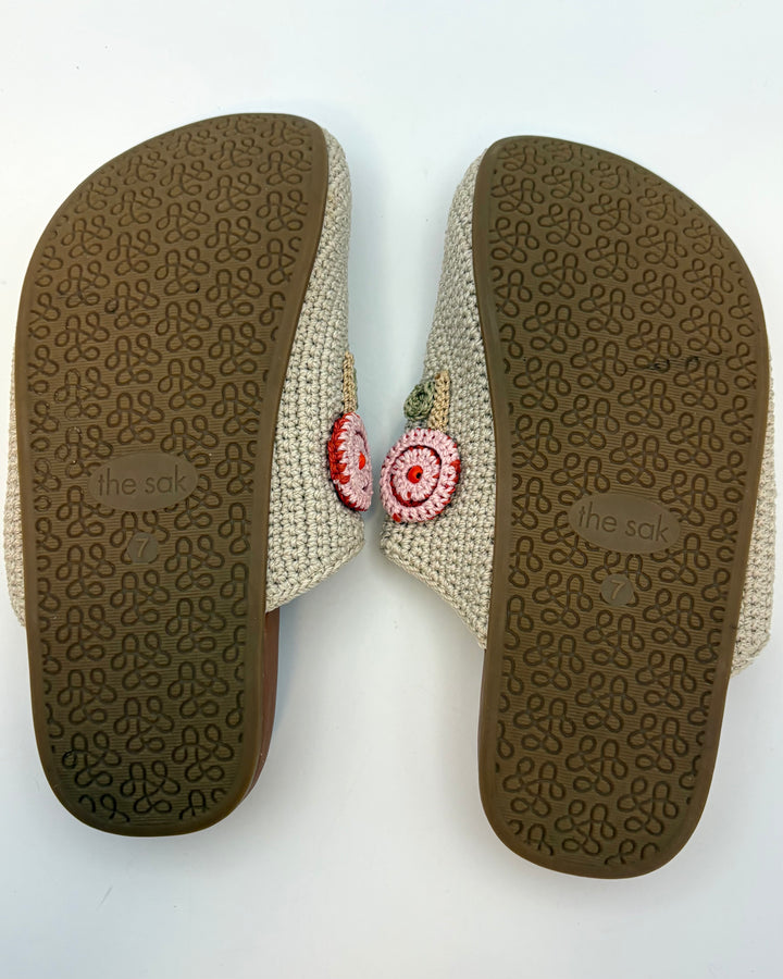 Floral Crochet Applique Clog - Size 7, 9, 10, 11