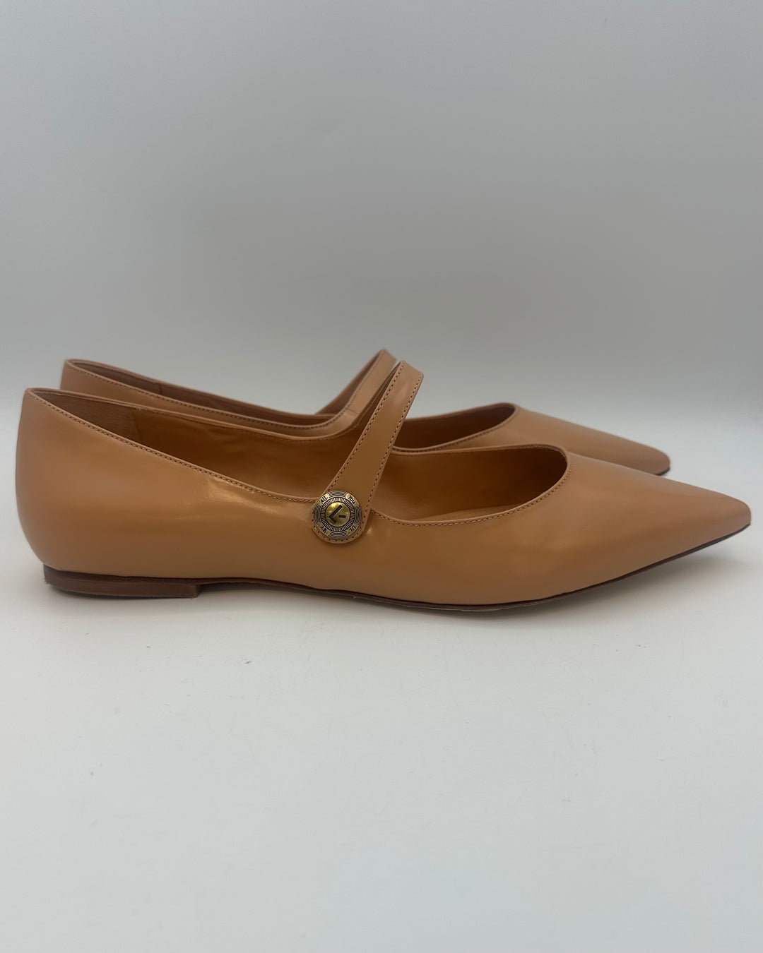 Nude Pointed Toe Leather Flat - Size 11