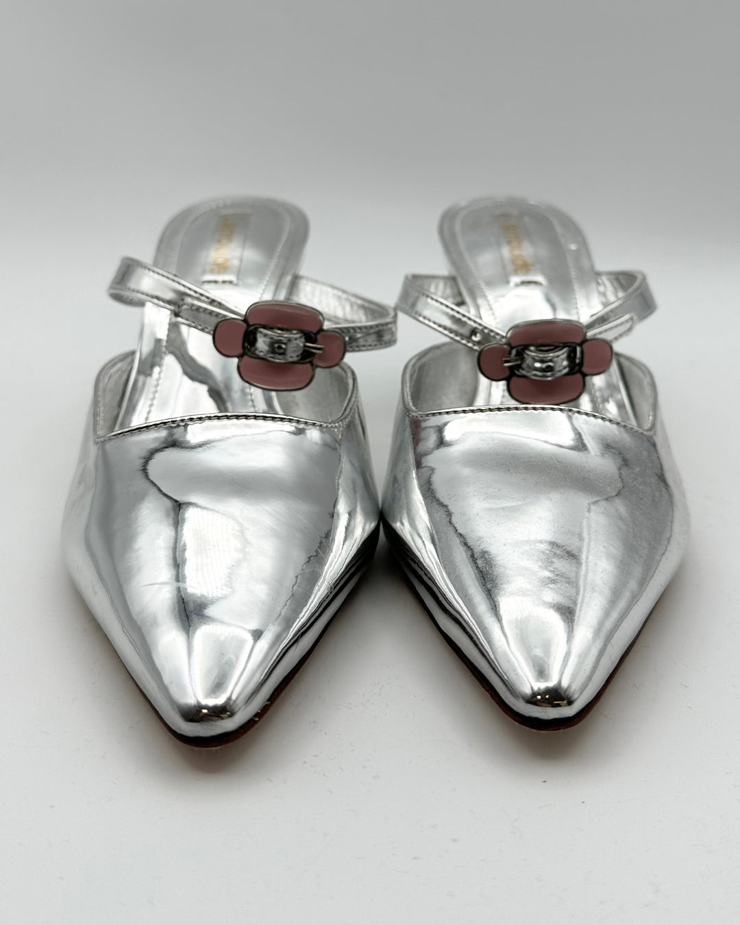 Silver Patent Leather Pointed Toe Kitten Heel - Size 6